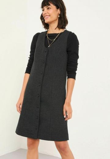 Короткое платье