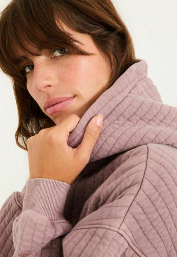 Пуловер с капюшоном