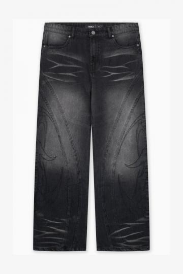 Прямые джинсы