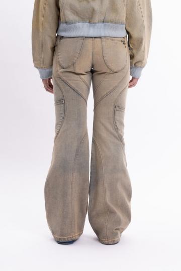 Клешеные джинсы