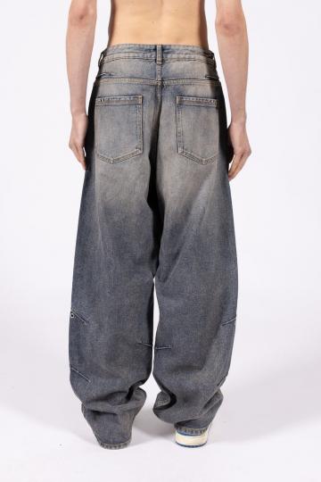 Свободные джинсы
