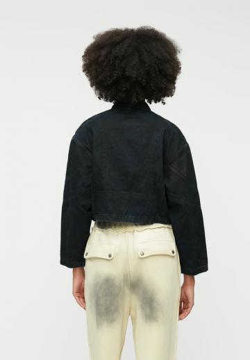 Джинсовая куртка