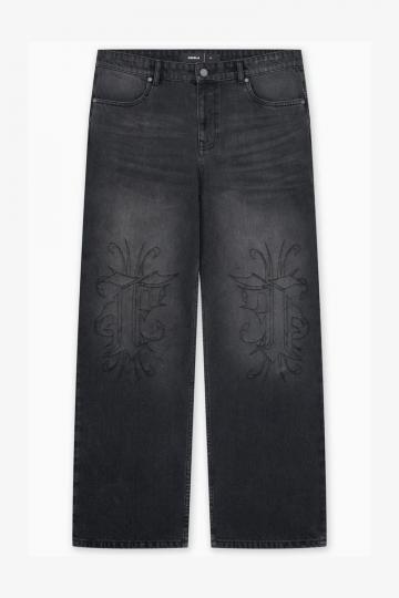 Свободные джинсы