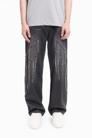 Прямые джинсы