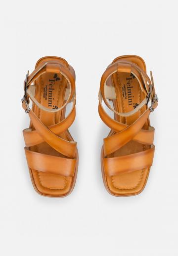 Гандбольные кроссовки