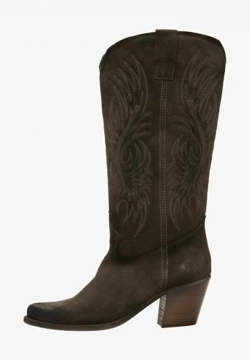 Ковбойские сапоги