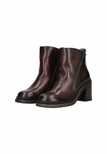 Полусапожки на высоком каблуке