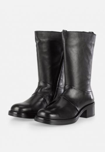 Гандбольные кроссовки