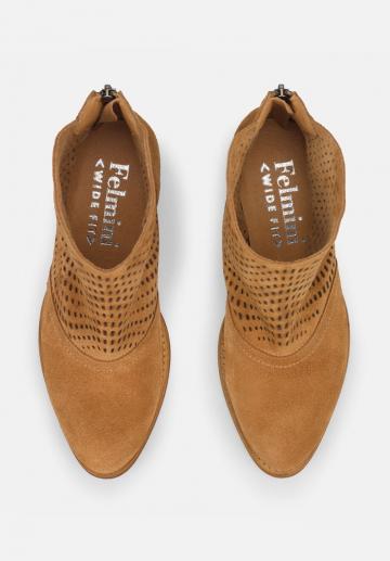 Гандбольные кроссовки