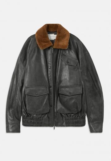 Куртка бомбер