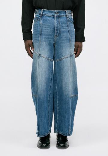 Прямые джинсы