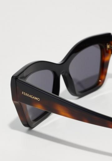 Солнечные очки