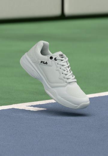 Теннисные кроссовки