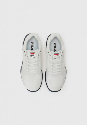 Теннисные кроссовки