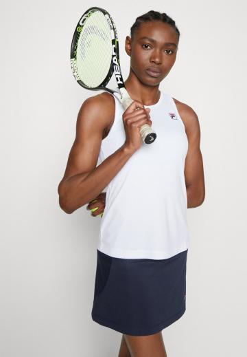 Юбка с накладными карманами