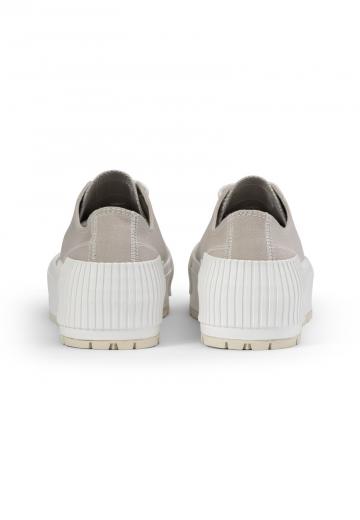 Гандбольные кроссовки