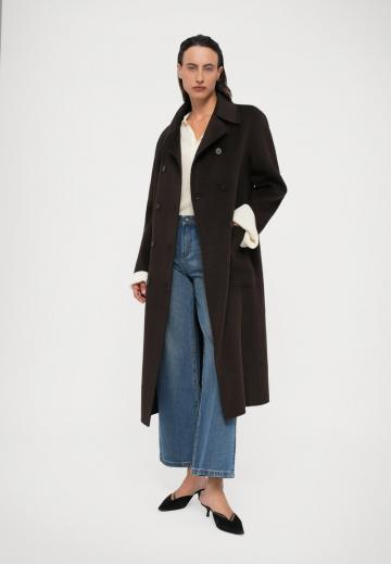 Шерстяное пальто