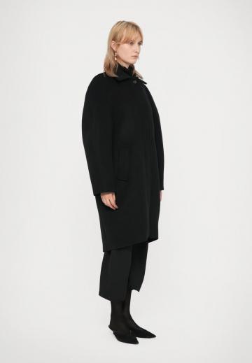 Шерстяное пальто