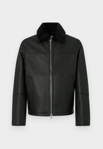 Кожаная куртка
