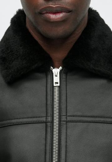 Кожаная куртка