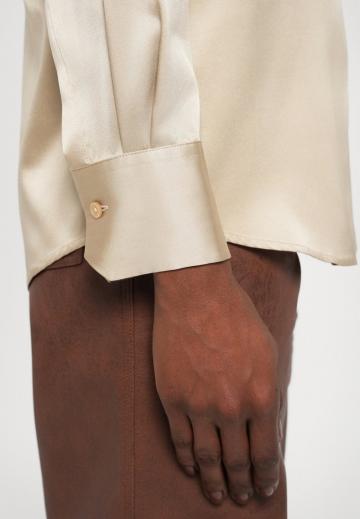 Шелковая блузка