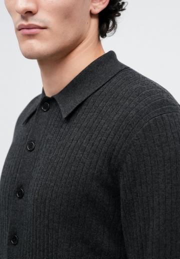 Вязаная кофта