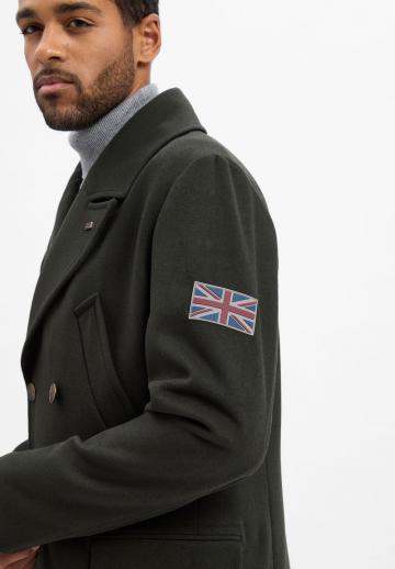 Короткое пальто