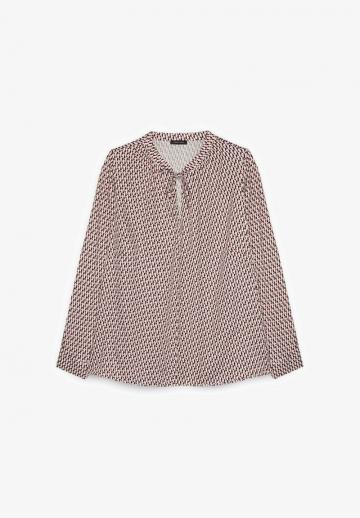 Атласная блузка