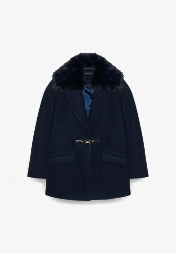 Короткое пальто