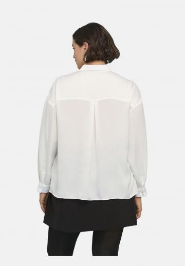 Атласная блузка