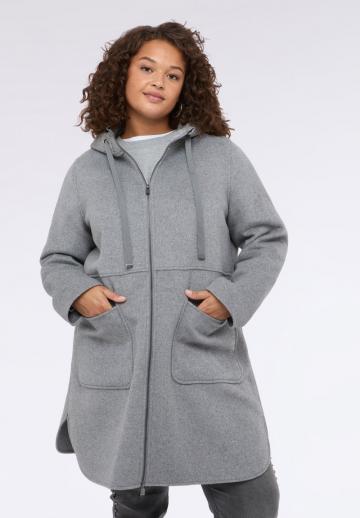 Короткое пальто