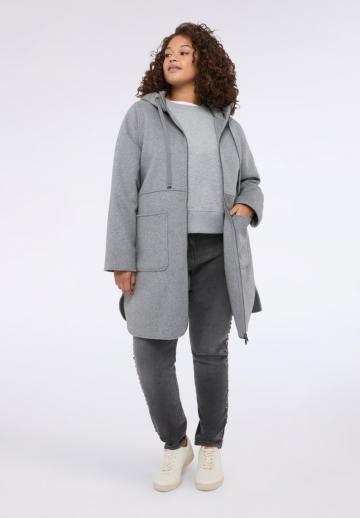 Короткое пальто