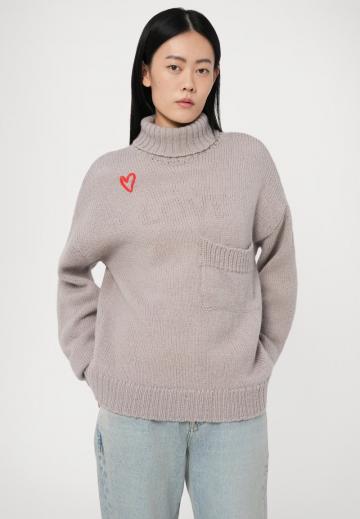 Длинный пуловер