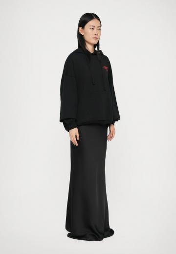 Пуловер с капюшоном