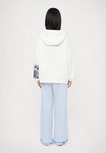 Пуловер с капюшоном