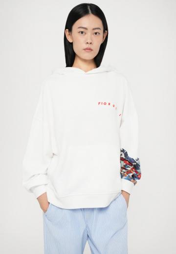 Пуловер с капюшоном