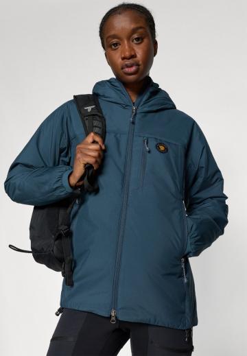 Спортивная куртка