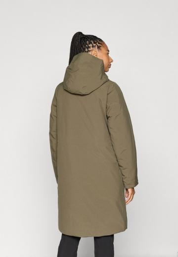 Спортивная куртка