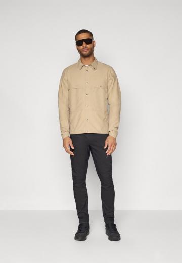 Куртка-дождевик