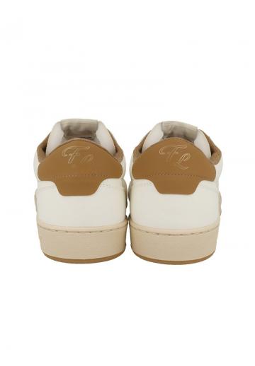 Гандбольные кроссовки