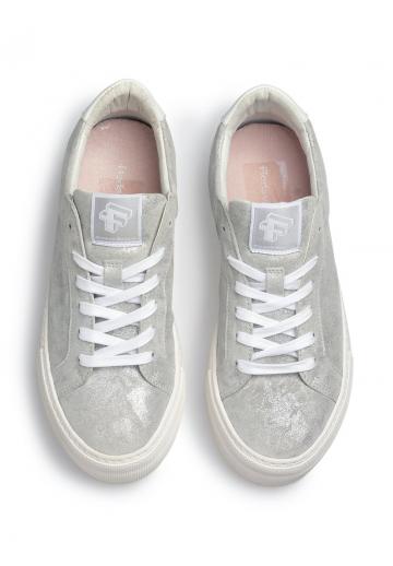 Гандбольные кроссовки