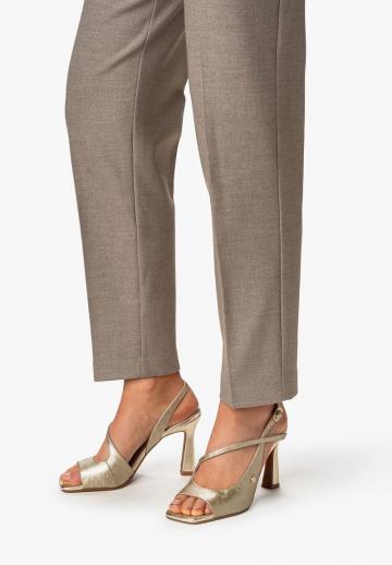 Гандбольные кроссовки