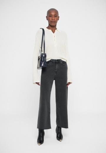 Джинсы бойфренда