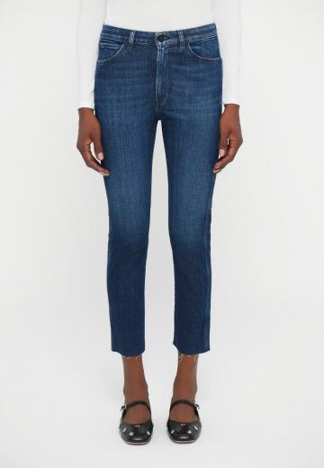 Короткие джинсы