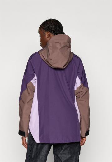 Спортивная куртка