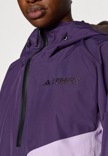 Спортивная куртка