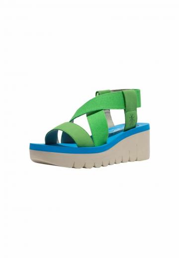 Босоножки на танкетке