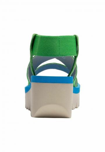 Босоножки на танкетке