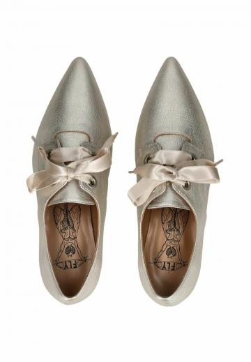 Гандбольные кроссовки