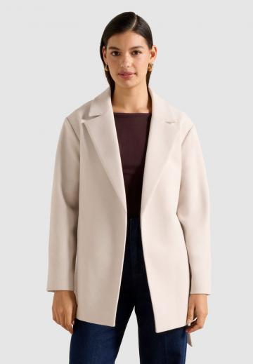 Короткое пальто